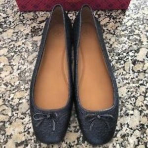 Tory Burch Laila 2 Driver Bow Navy Blue Flats
